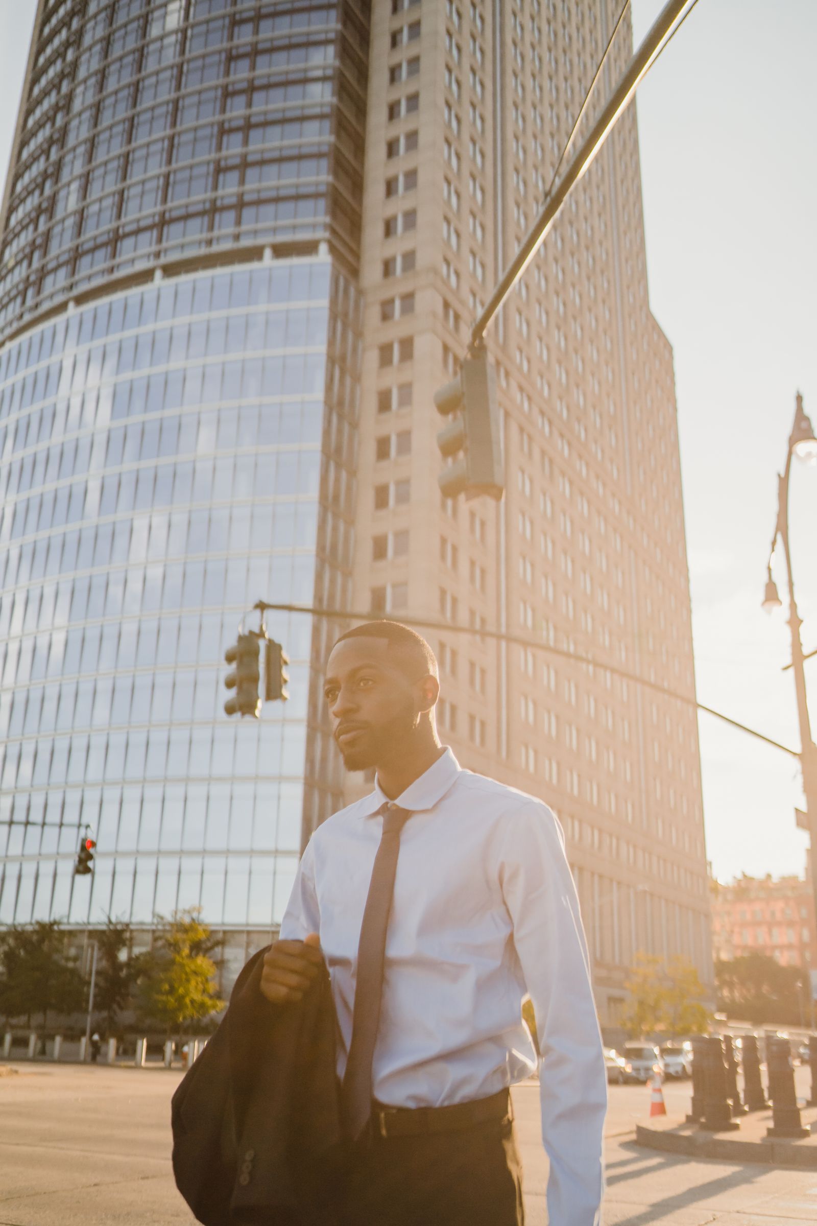Pollution and heat in the city: protecting the skin in summer
